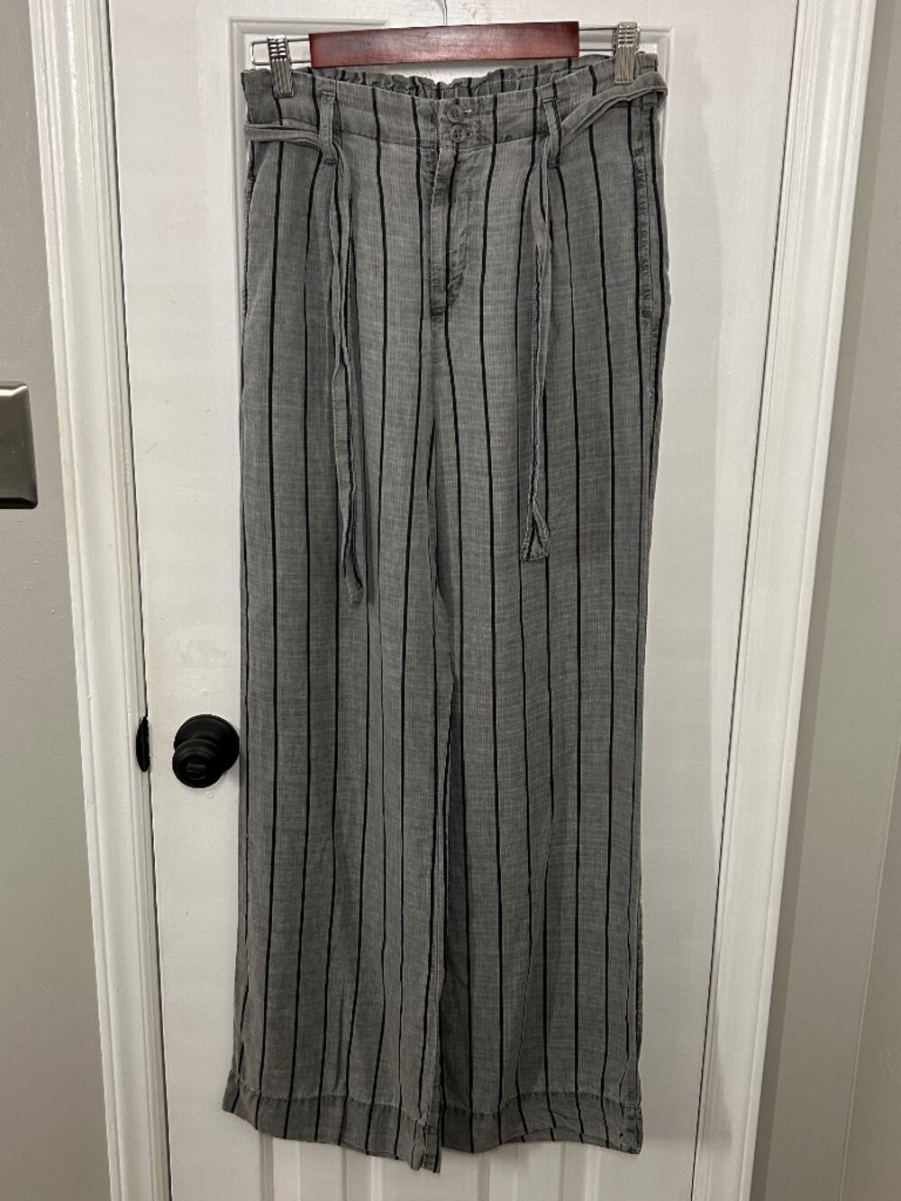 Bella Dahl Size 27 Linen Blend Gray/Black Stripe Wide Leg Pants